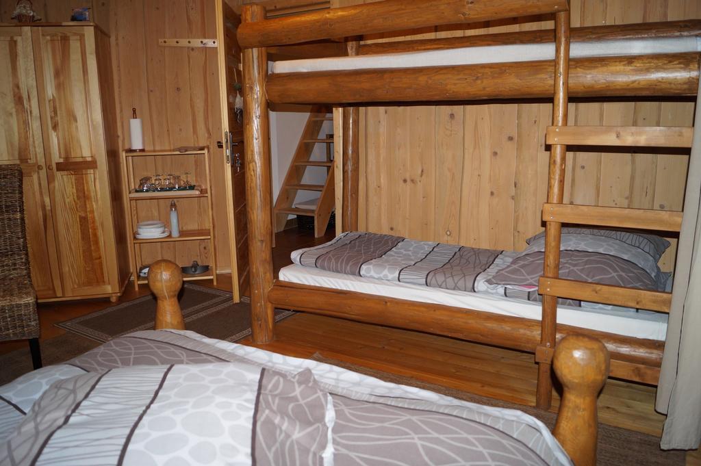 Apartamenty I Pokoje Rodzinne Czarna Góra Kültér fotó